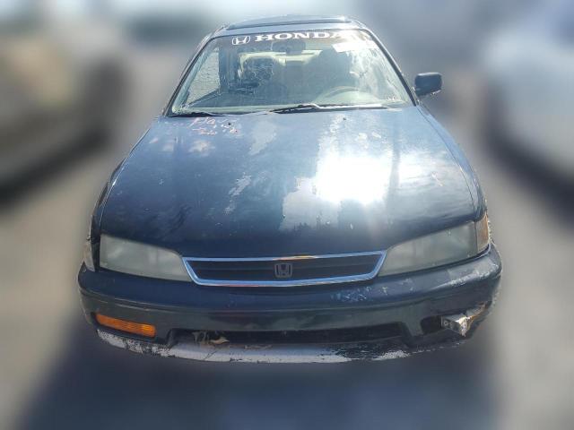 Photo 4 VIN: 1HGCE6669SA034028 - HONDA ACCORD 