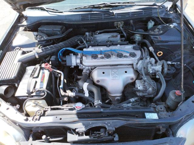 Photo 6 VIN: 1HGCF85411A121770 - HONDA ACCORD DX 