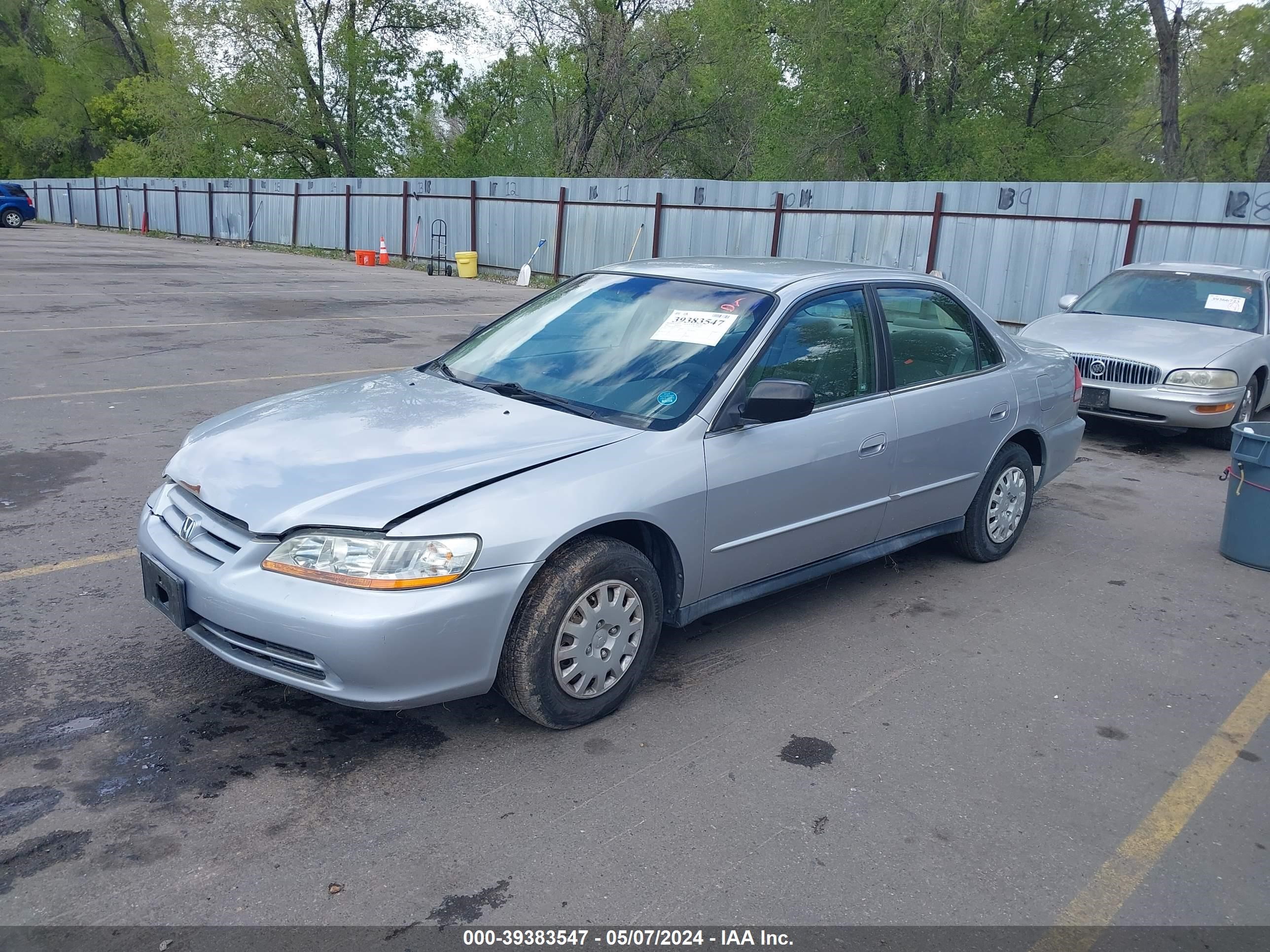 Photo 1 VIN: 1HGCF86601A109917 - HONDA ACCORD 