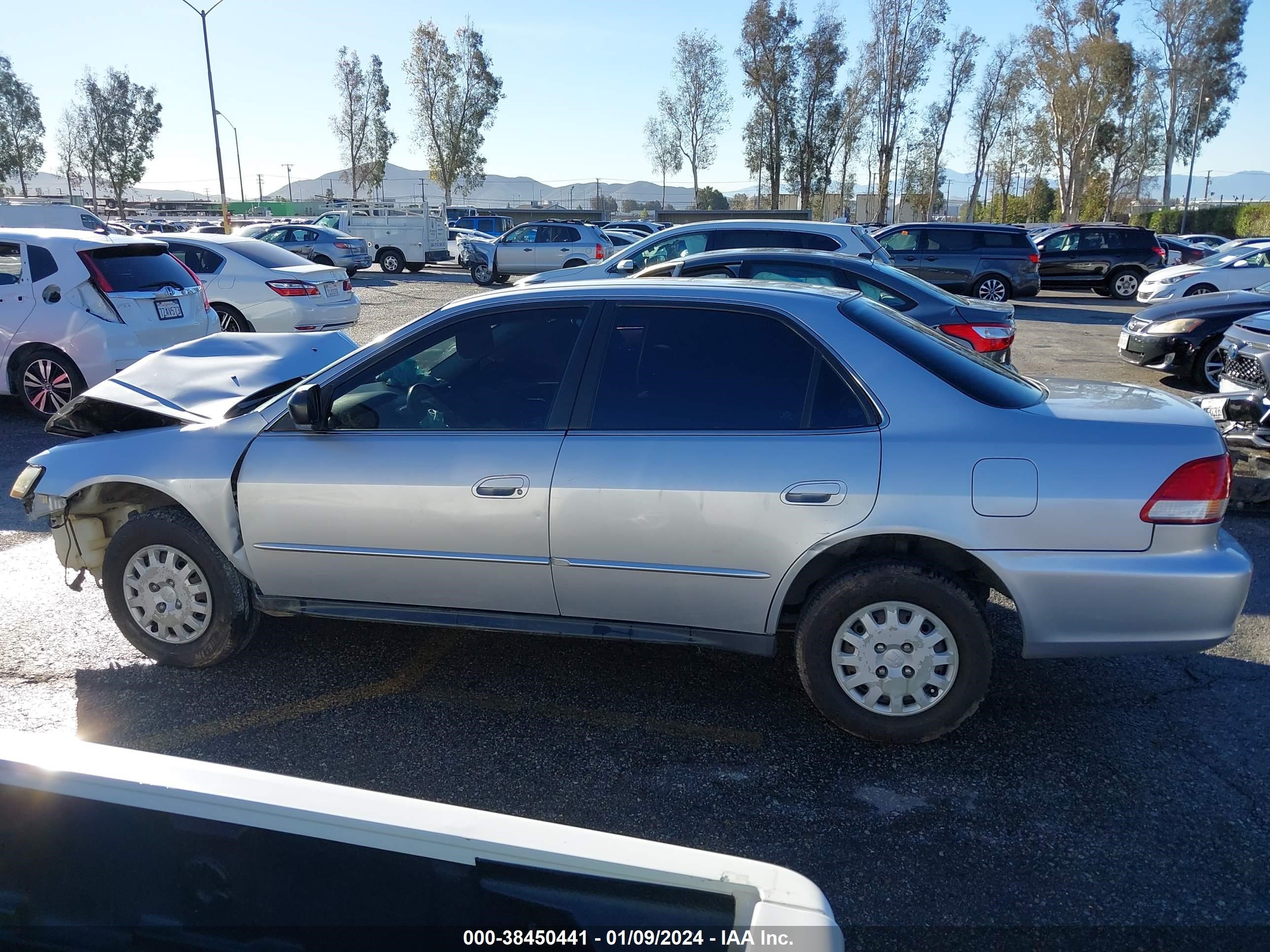 Photo 12 VIN: 1HGCF86612A023551 - HONDA ACCORD 