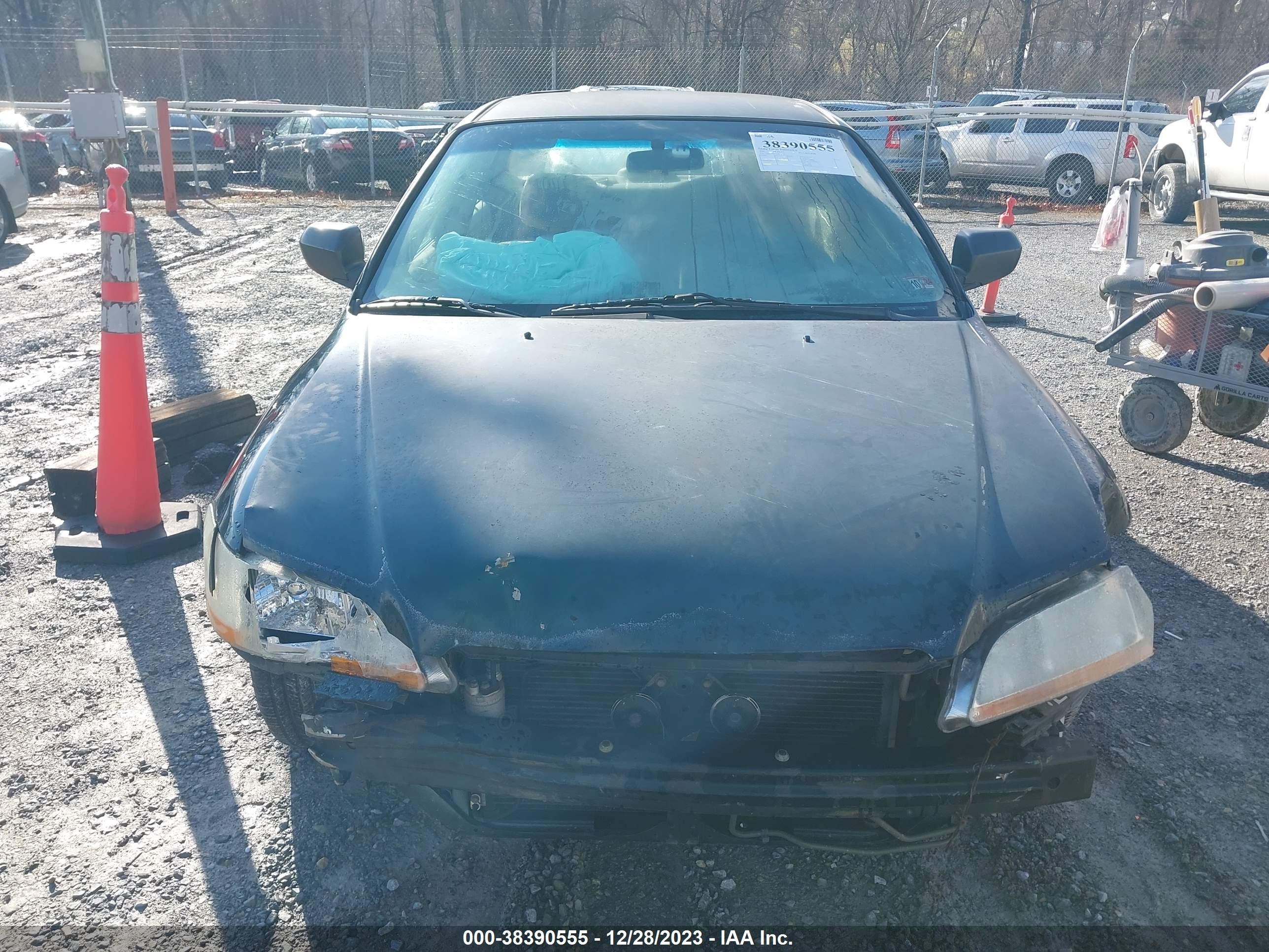 Photo 11 VIN: 1HGCF86661A080892 - HONDA ACCORD 