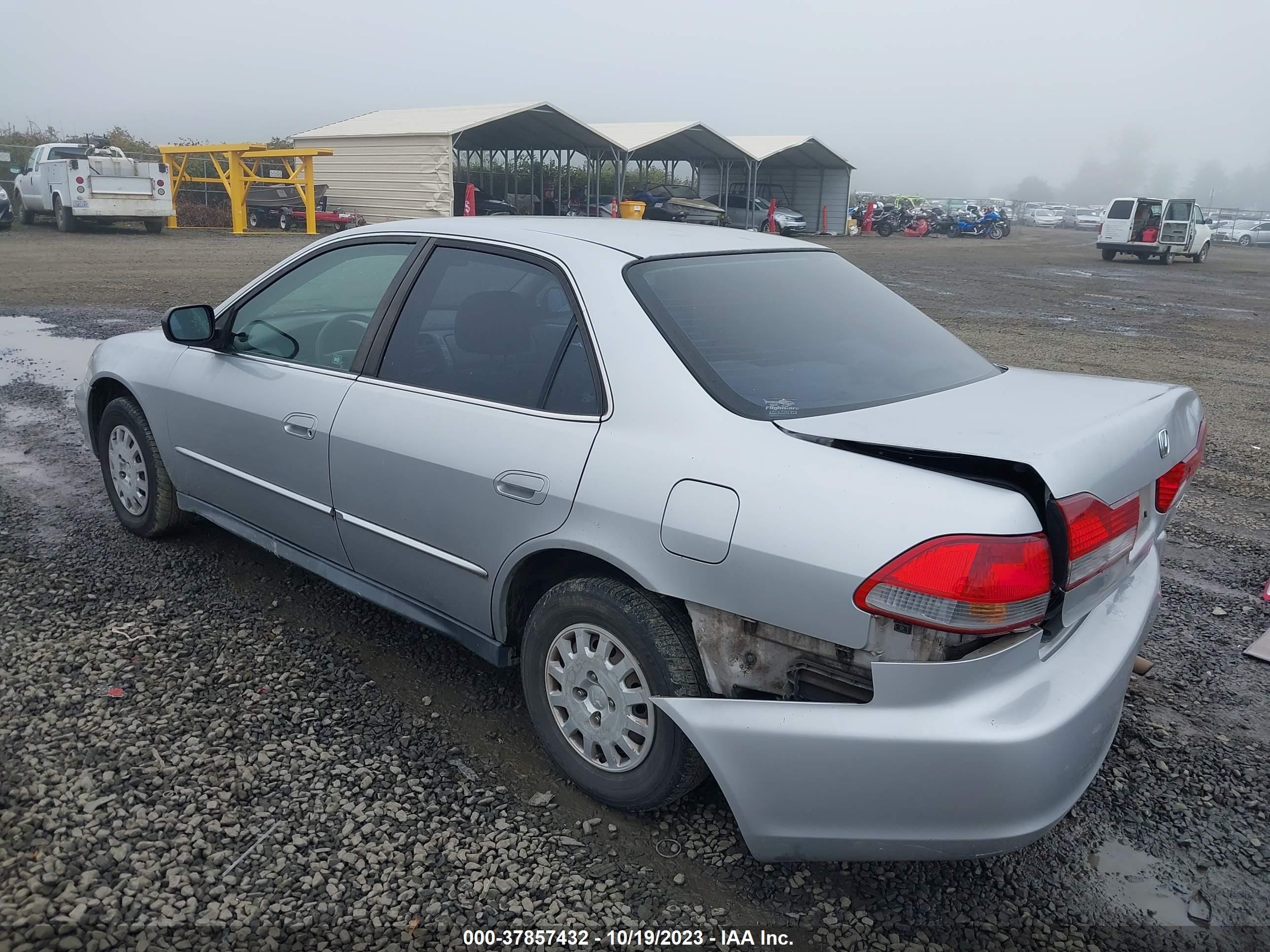 Photo 2 VIN: 1HGCF86662A090534 - HONDA ACCORD 