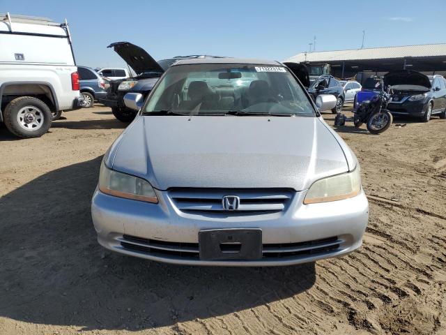 Photo 4 VIN: 1HGCG16401A075545 - HONDA ACCORD 