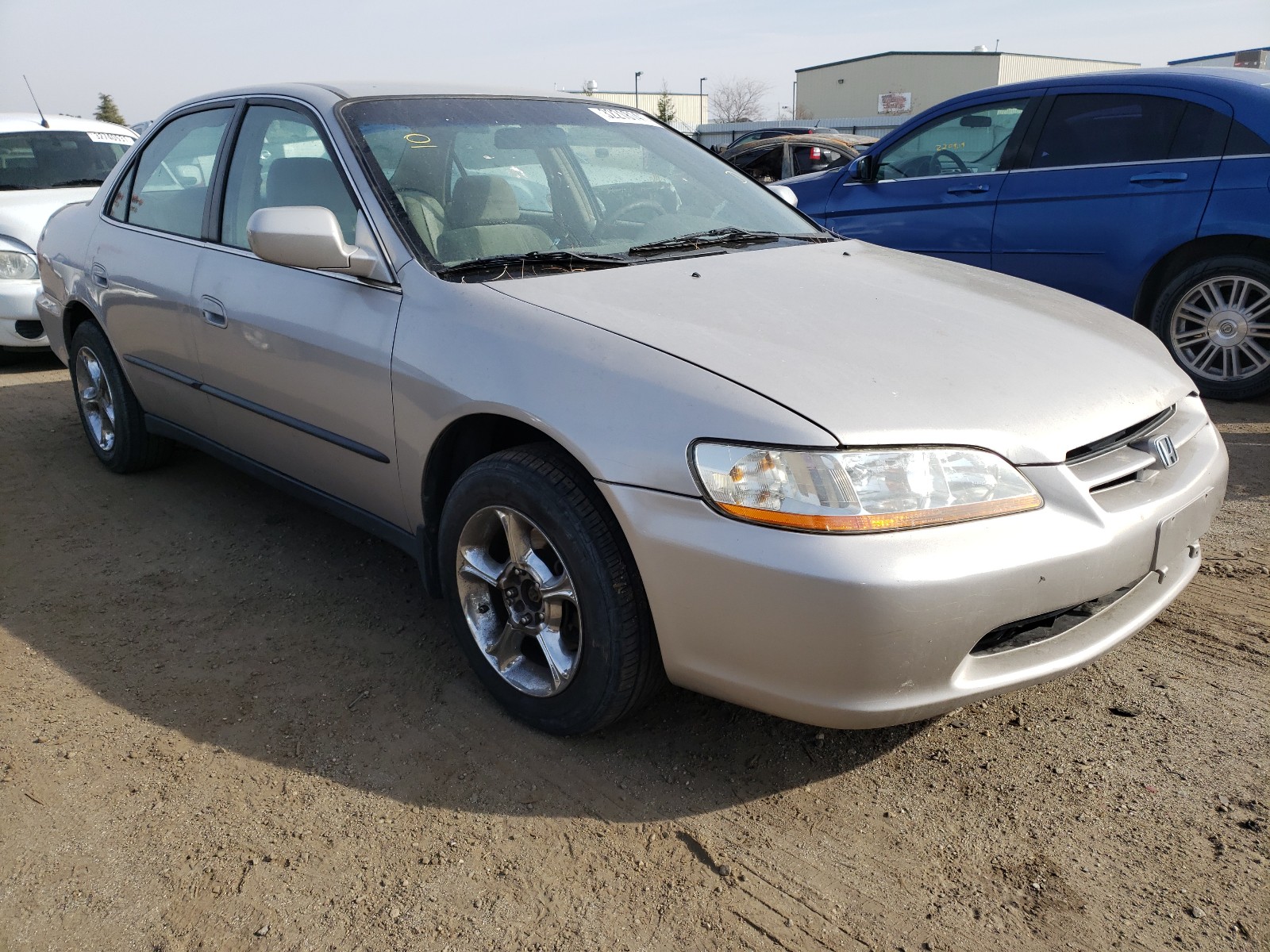 Photo 0 VIN: 1HGCG1641XA028808 - HONDA ACCORD LX 