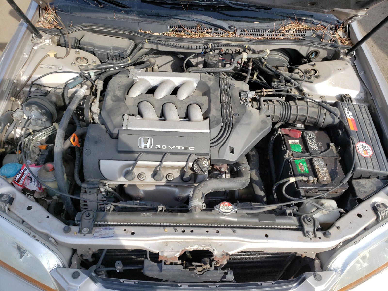 Photo 6 VIN: 1HGCG1641XA028808 - HONDA ACCORD LX 