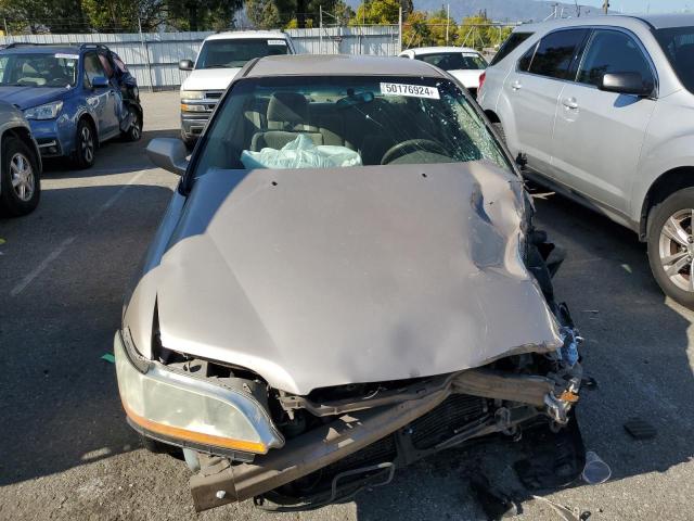 Photo 4 VIN: 1HGCG1642YA025966 - HONDA ACCORD 