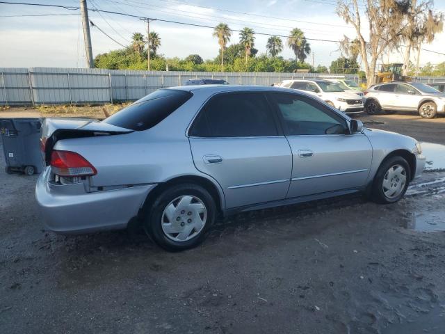 Photo 2 VIN: 1HGCG16472A027879 - HONDA ACCORD LX 