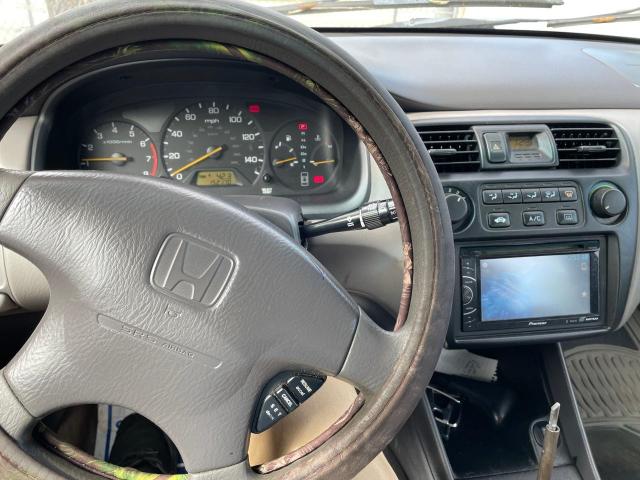 Photo 8 VIN: 1HGCG1647YA048398 - HONDA ACCORD 