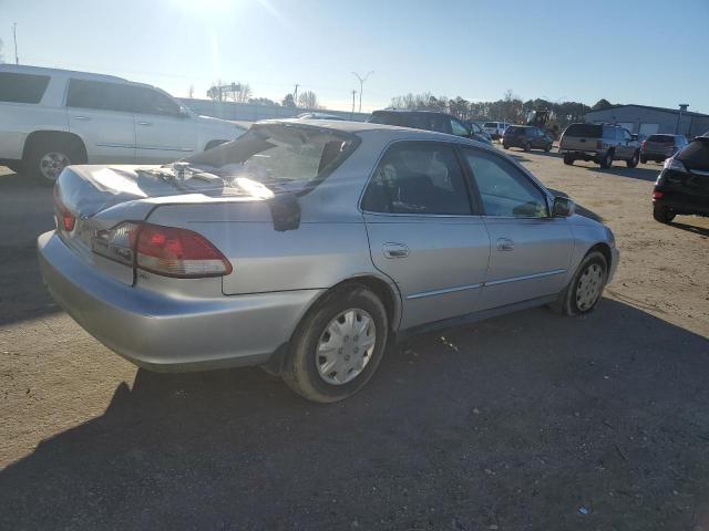 Photo 2 VIN: 1HGCG164X1A058932 - HONDA ACCORD 