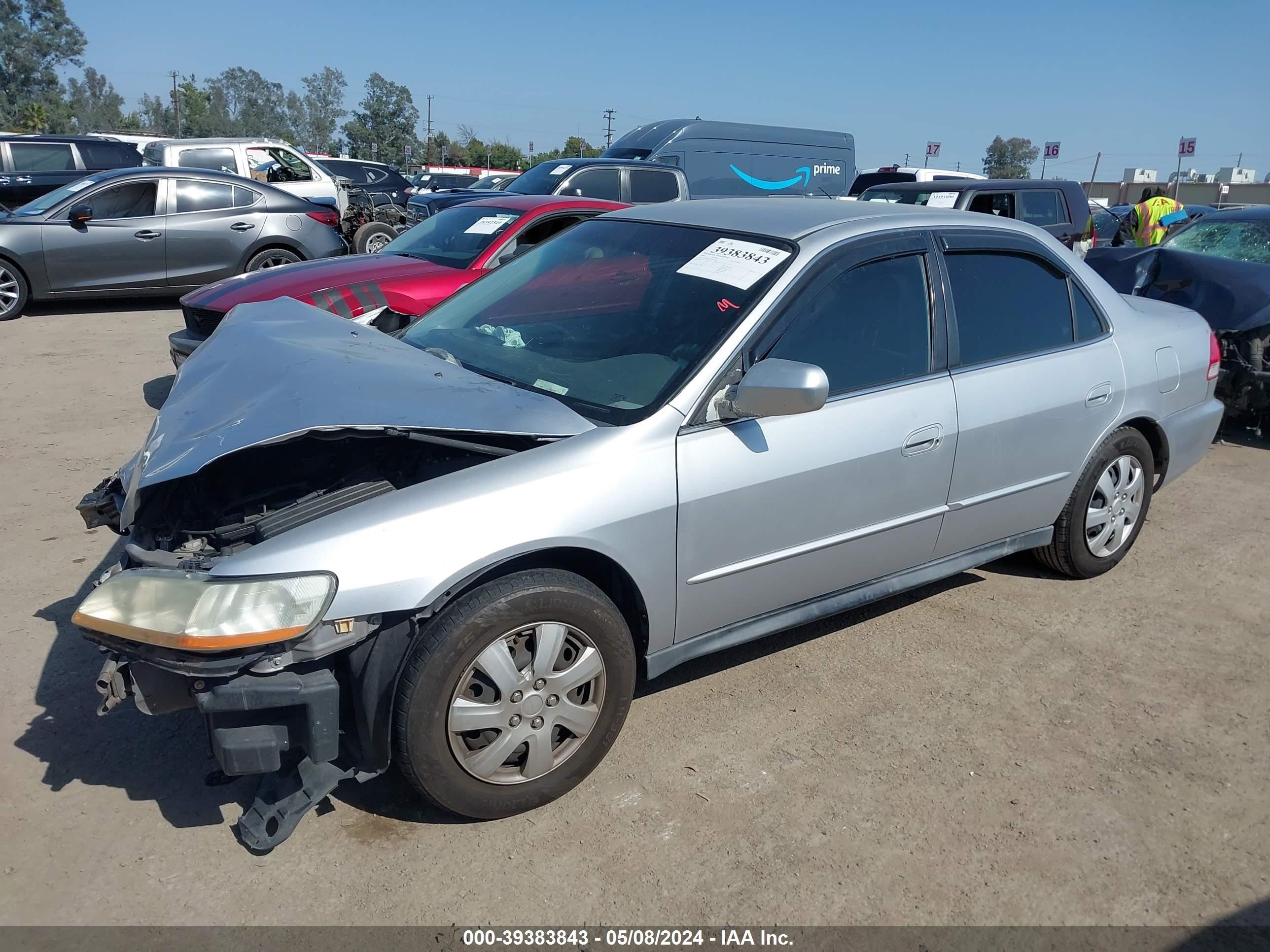 Photo 1 VIN: 1HGCG164X2A046488 - HONDA ACCORD 