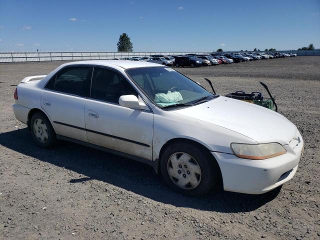 Photo 3 VIN: 1HGCG164XYA035483 - HONDA ACCORD 