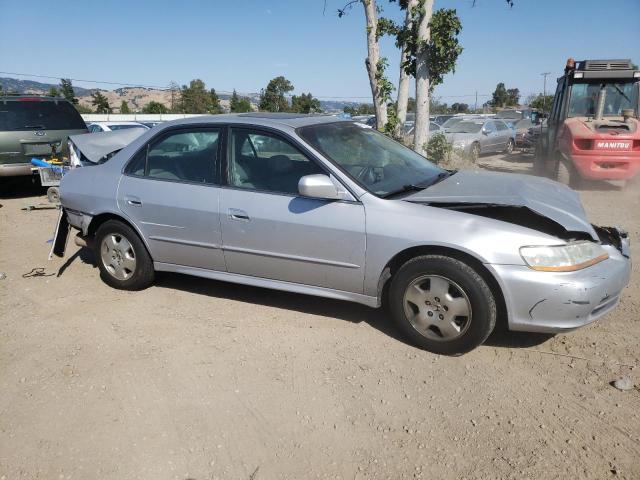 Photo 3 VIN: 1HGCG16501A056003 - HONDA ACCORD 