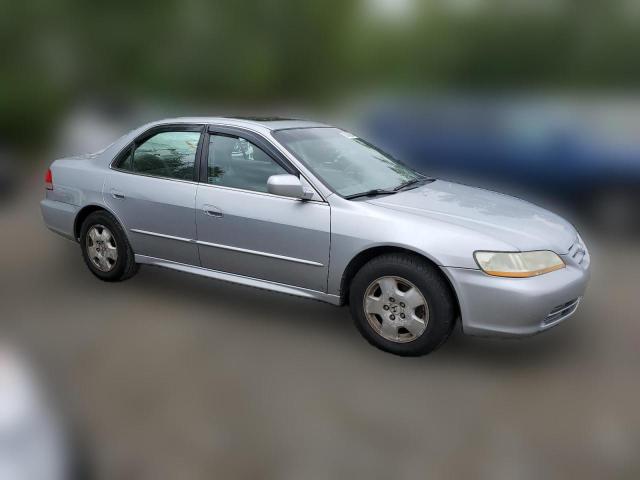 Photo 3 VIN: 1HGCG16502A053913 - HONDA ACCORD 