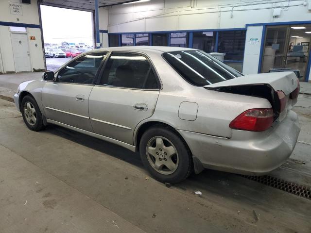 Photo 1 VIN: 1HGCG1650XA005433 - HONDA ACCORD 