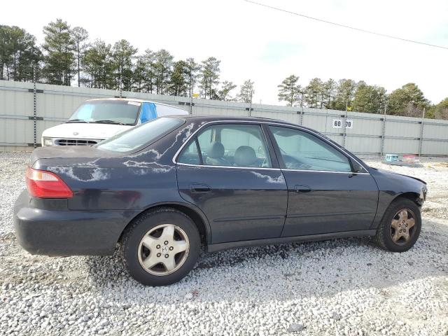 Photo 2 VIN: 1HGCG1650YA071840 - HONDA ACCORD 