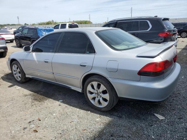 Photo 1 VIN: 1HGCG16511A010051 - HONDA ACCORD 