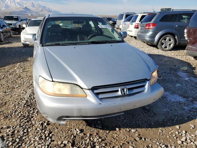 Photo 4 VIN: 1HGCG16511A061677 - HONDA ACCORD 