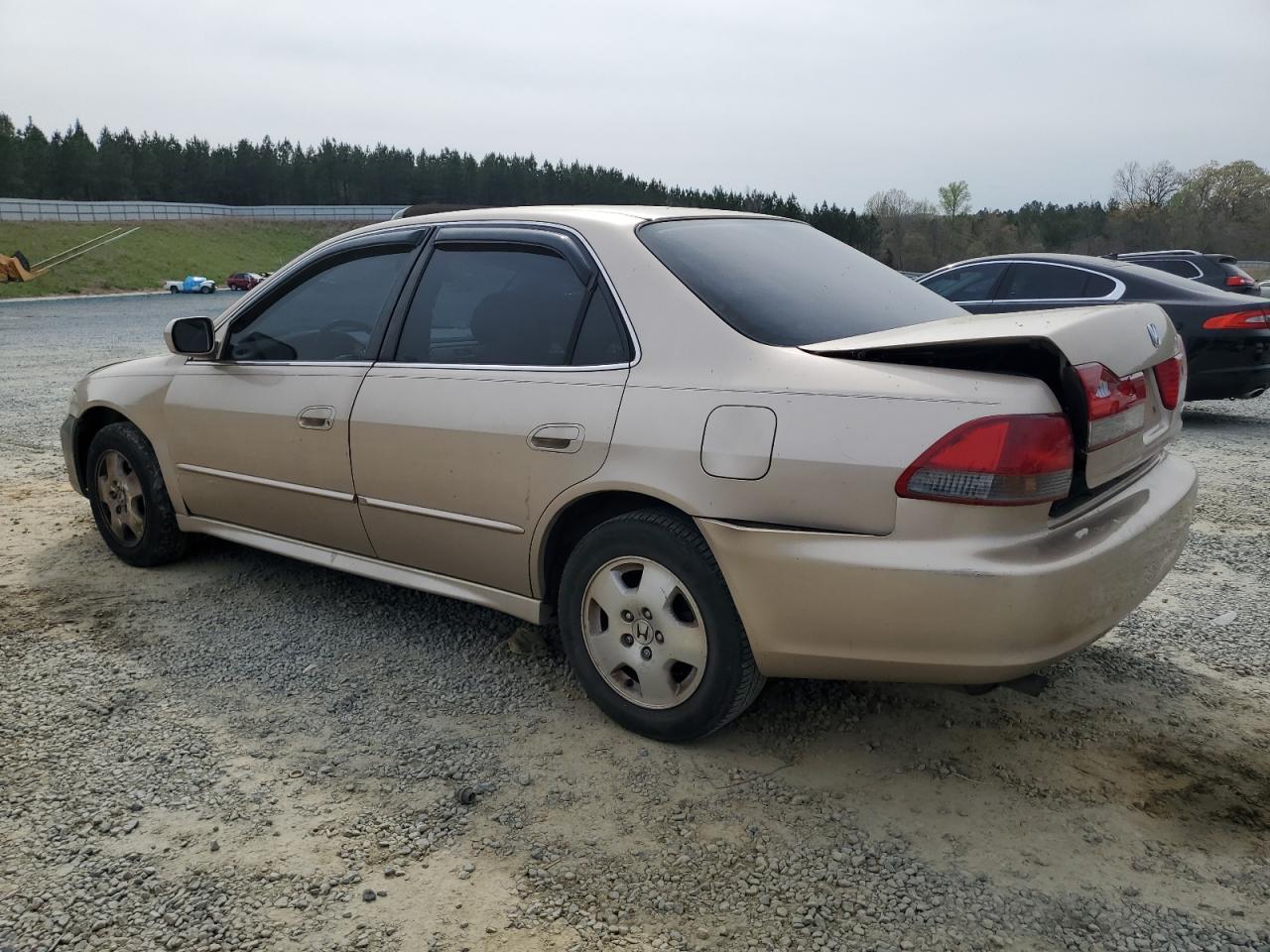 Photo 1 VIN: 1HGCG16511A068905 - HONDA ACCORD 