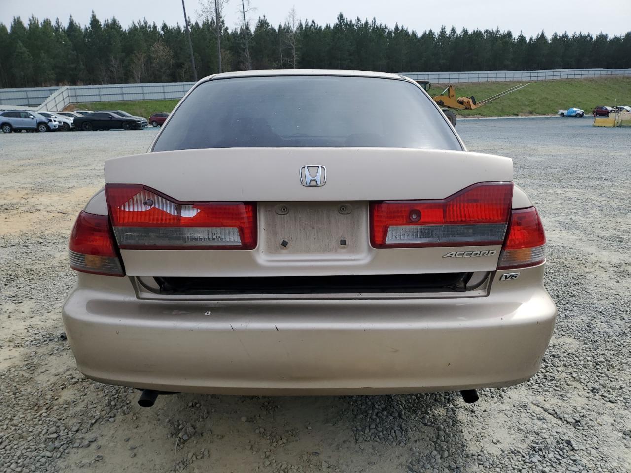 Photo 5 VIN: 1HGCG16511A068905 - HONDA ACCORD 