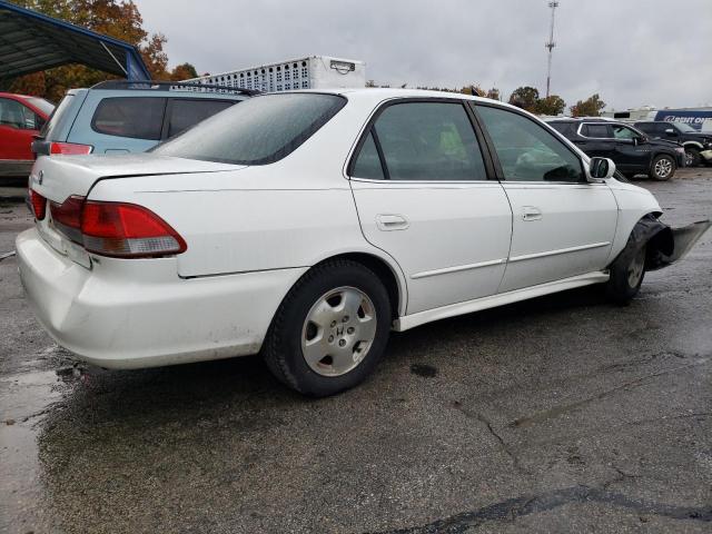 Photo 2 VIN: 1HGCG16512A015235 - HONDA ACCORD 