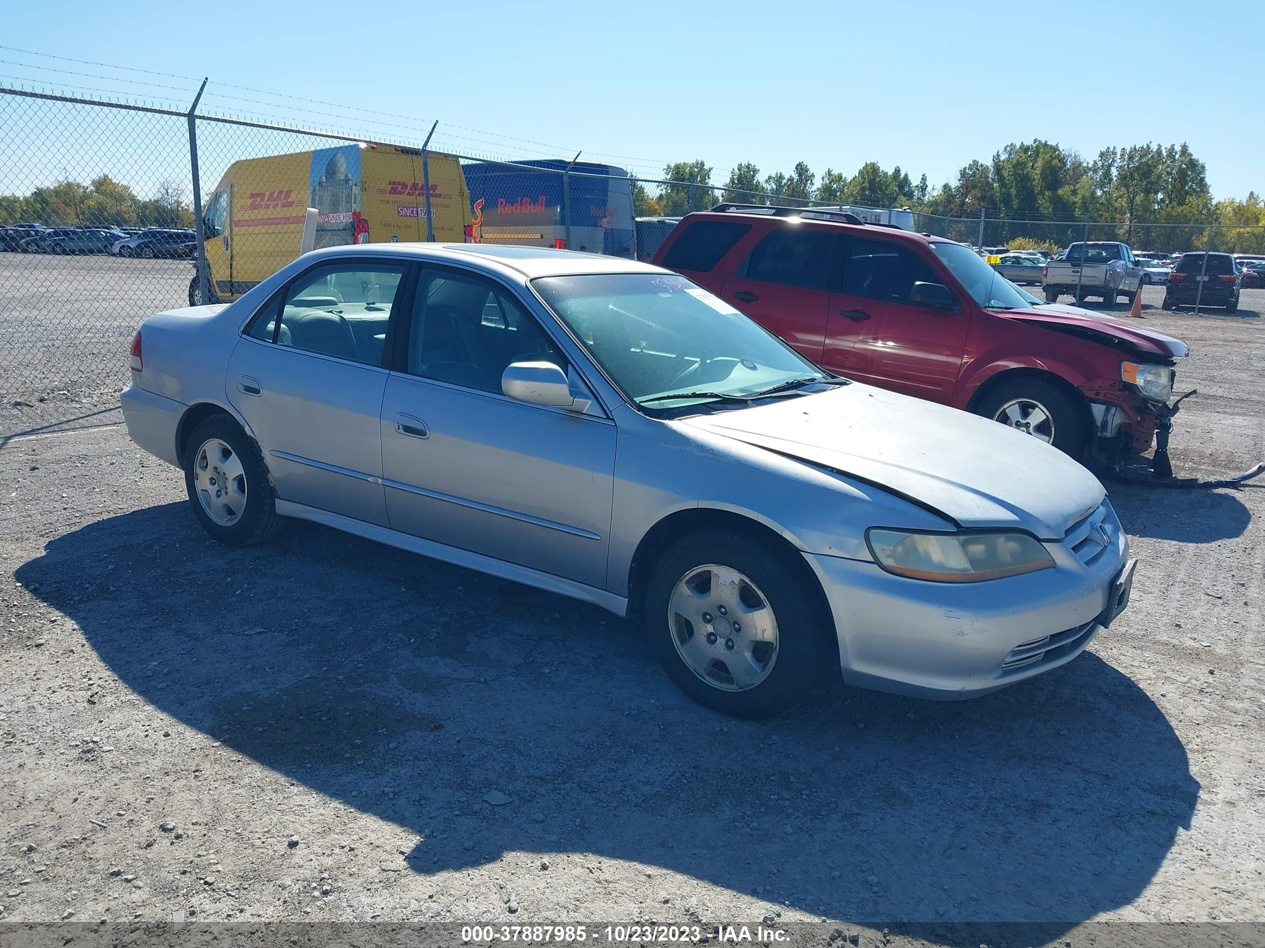 Photo 0 VIN: 1HGCG16512A037509 - HONDA ACCORD 