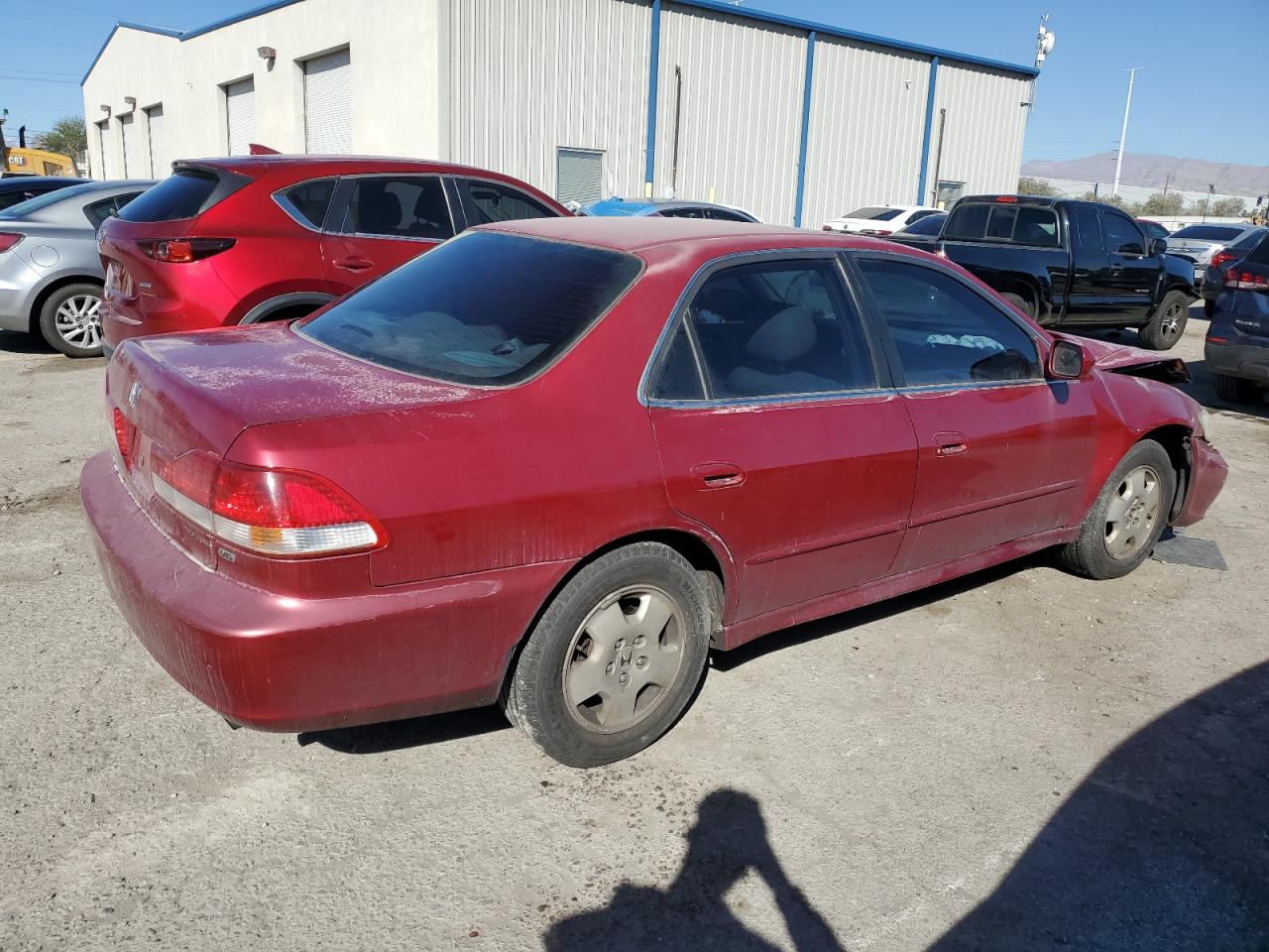 Photo 2 VIN: 1HGCG16512A060630 - HONDA ACCORD 