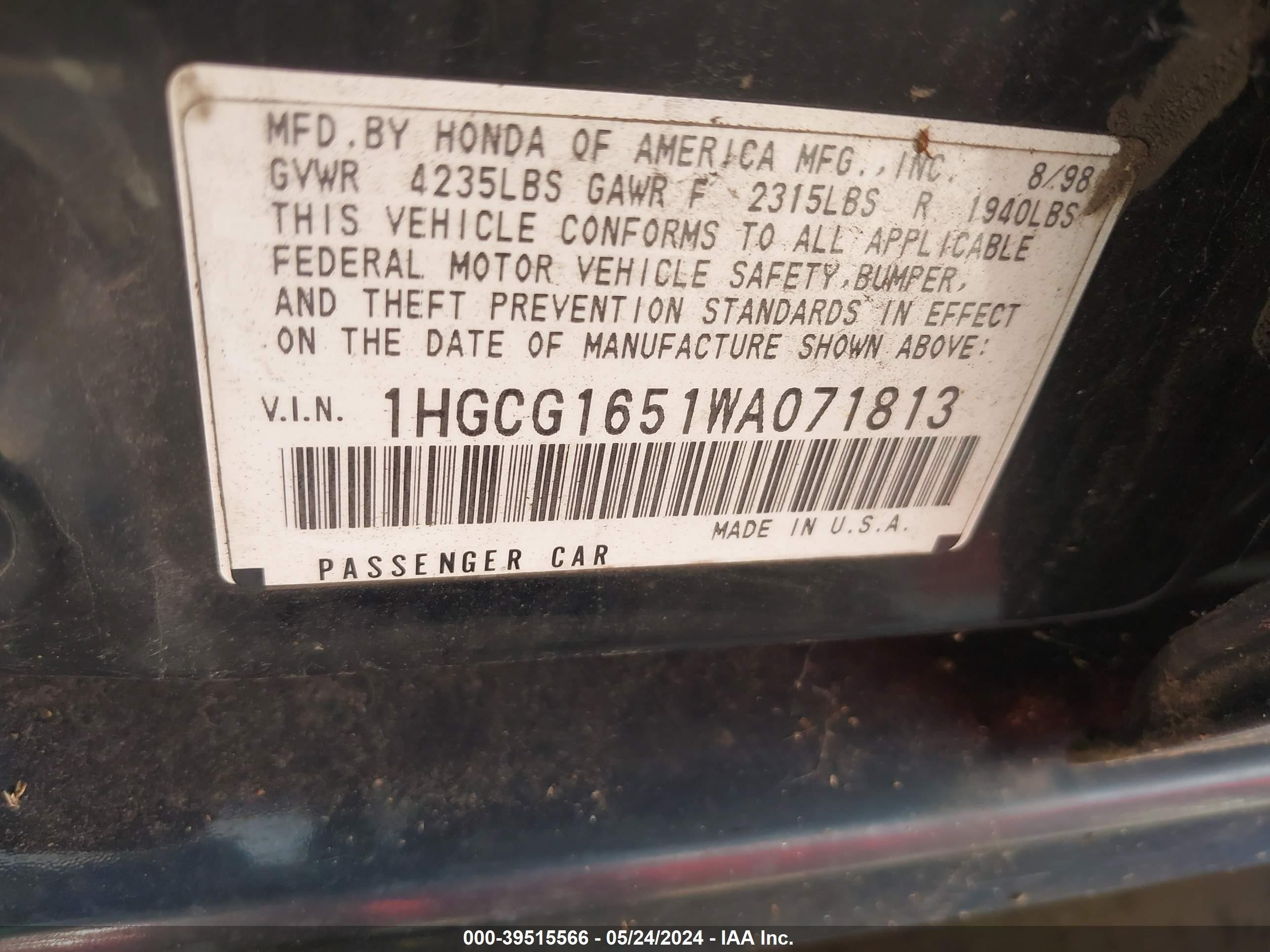 Photo 8 VIN: 1HGCG1651WA071813 - HONDA ACCORD 