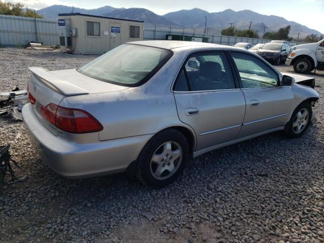 Photo 2 VIN: 1HGCG1651XA062076 - HONDA ACCORD EX 