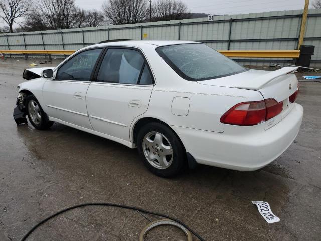 Photo 1 VIN: 1HGCG1651YA019682 - HONDA ACCORD 