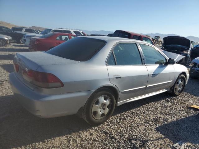 Photo 2 VIN: 1HGCG16521A024928 - HONDA ACCORD EX 