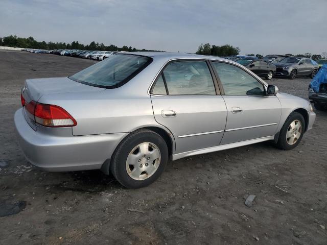 Photo 2 VIN: 1HGCG16522A075718 - HONDA ACCORD 