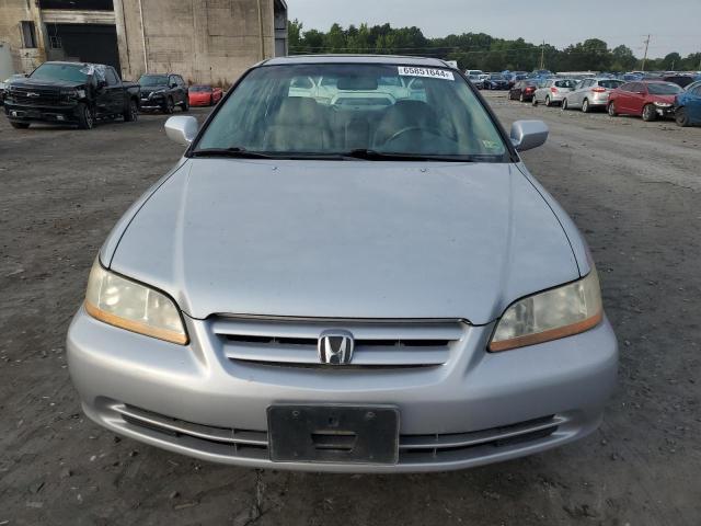 Photo 4 VIN: 1HGCG16522A075718 - HONDA ACCORD 