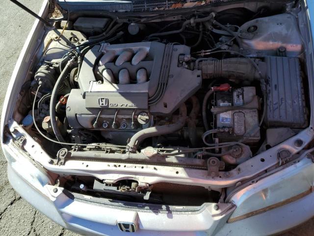 Photo 10 VIN: 1HGCG1652WA017338 - HONDA ACCORD 