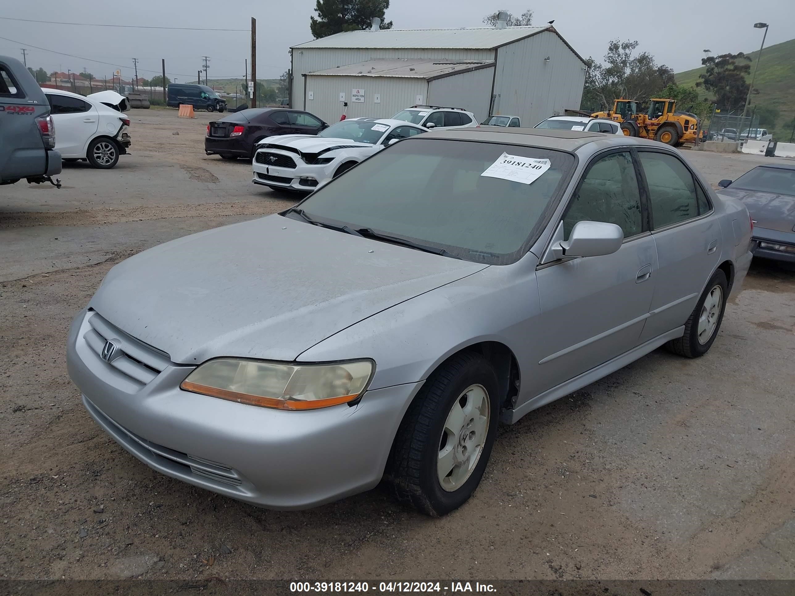 Photo 1 VIN: 1HGCG16532A001157 - HONDA ACCORD 