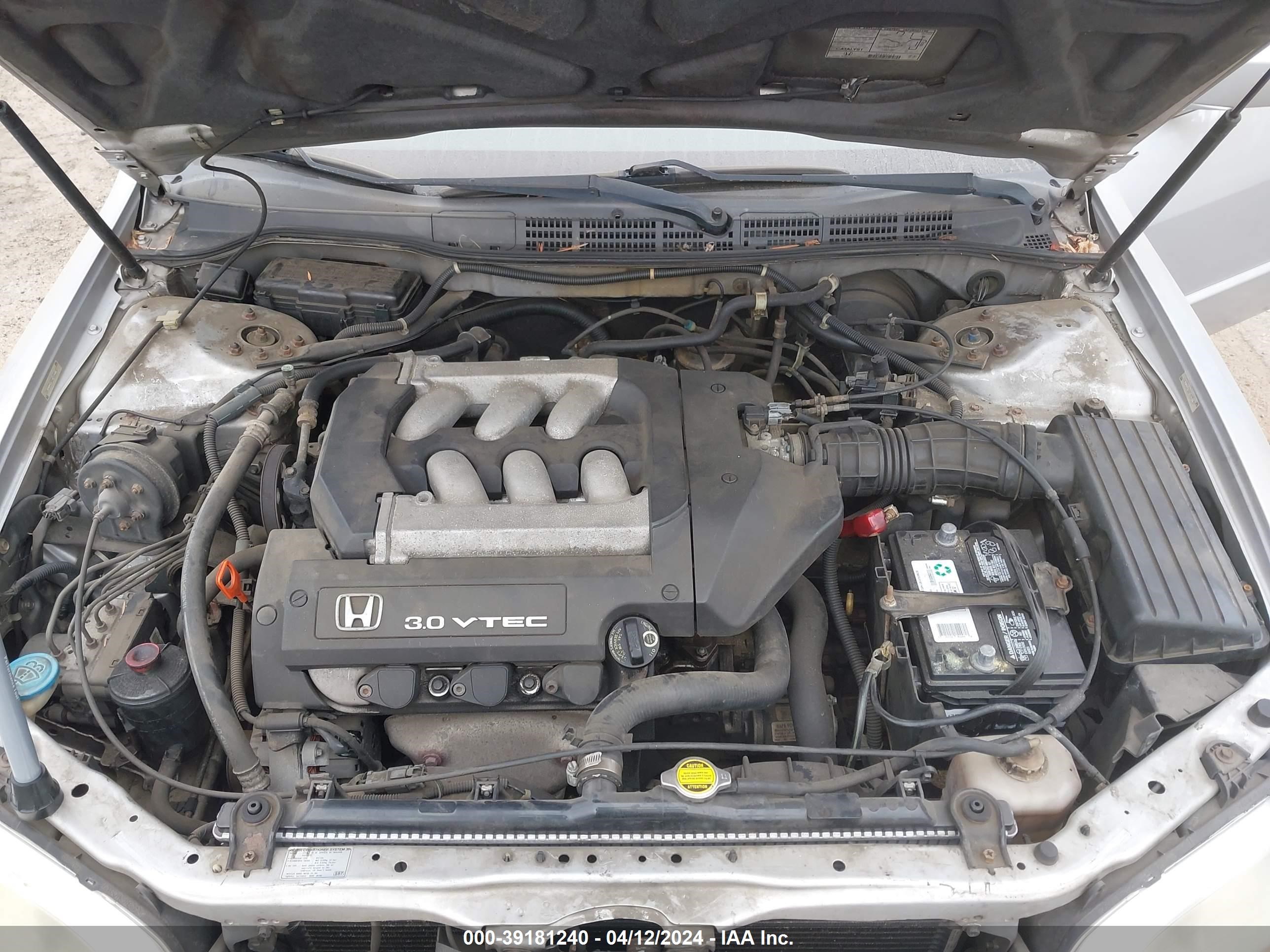 Photo 9 VIN: 1HGCG16532A001157 - HONDA ACCORD 