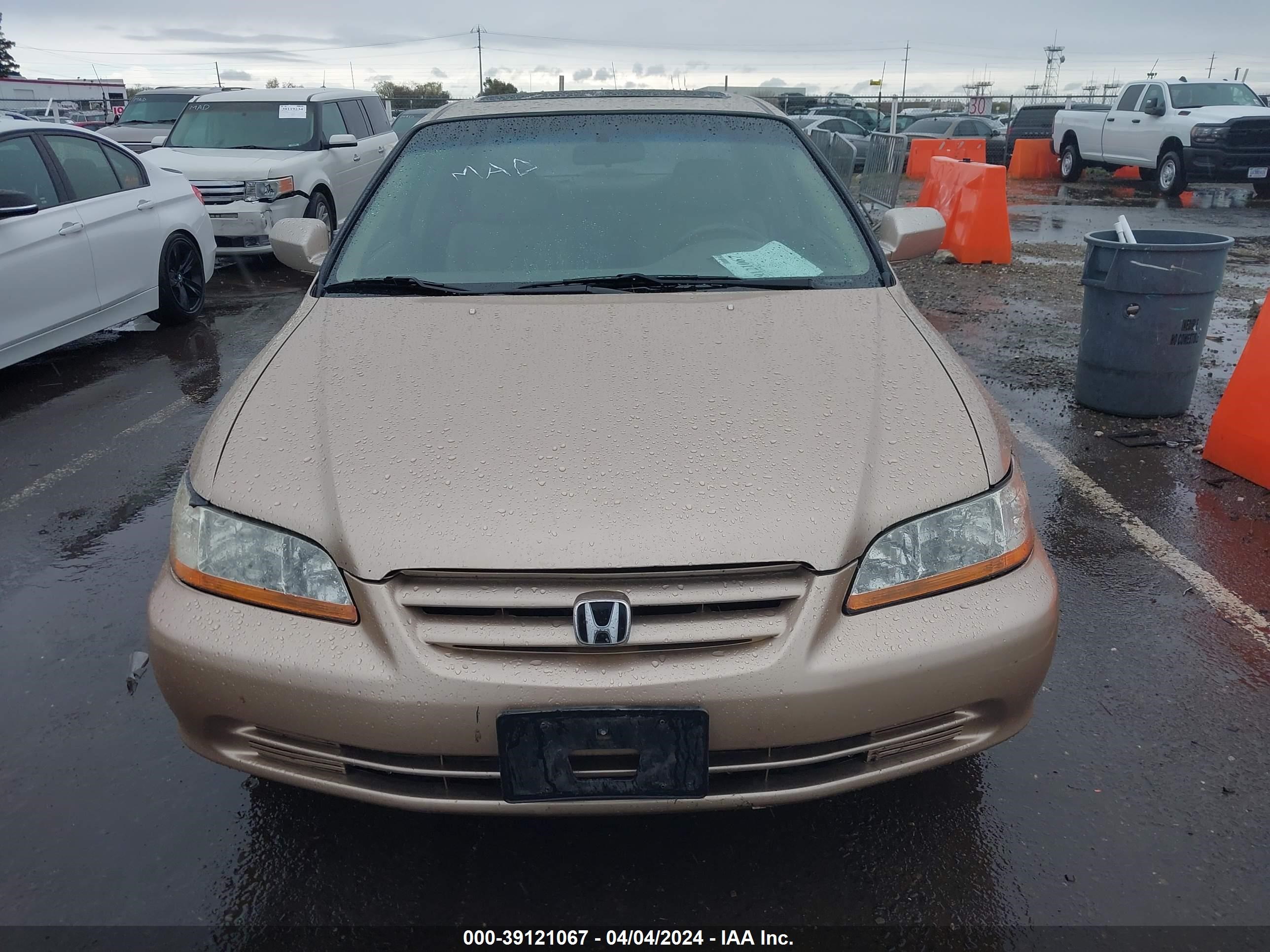 Photo 5 VIN: 1HGCG16532A002597 - HONDA ACCORD 