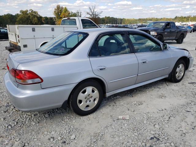 Photo 2 VIN: 1HGCG16532A023157 - HONDA ACCORD 