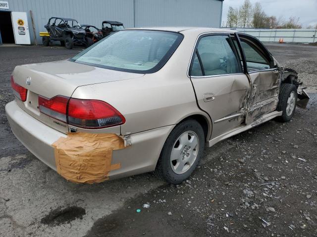 Photo 2 VIN: 1HGCG16532A061133 - HONDA ACCORD 