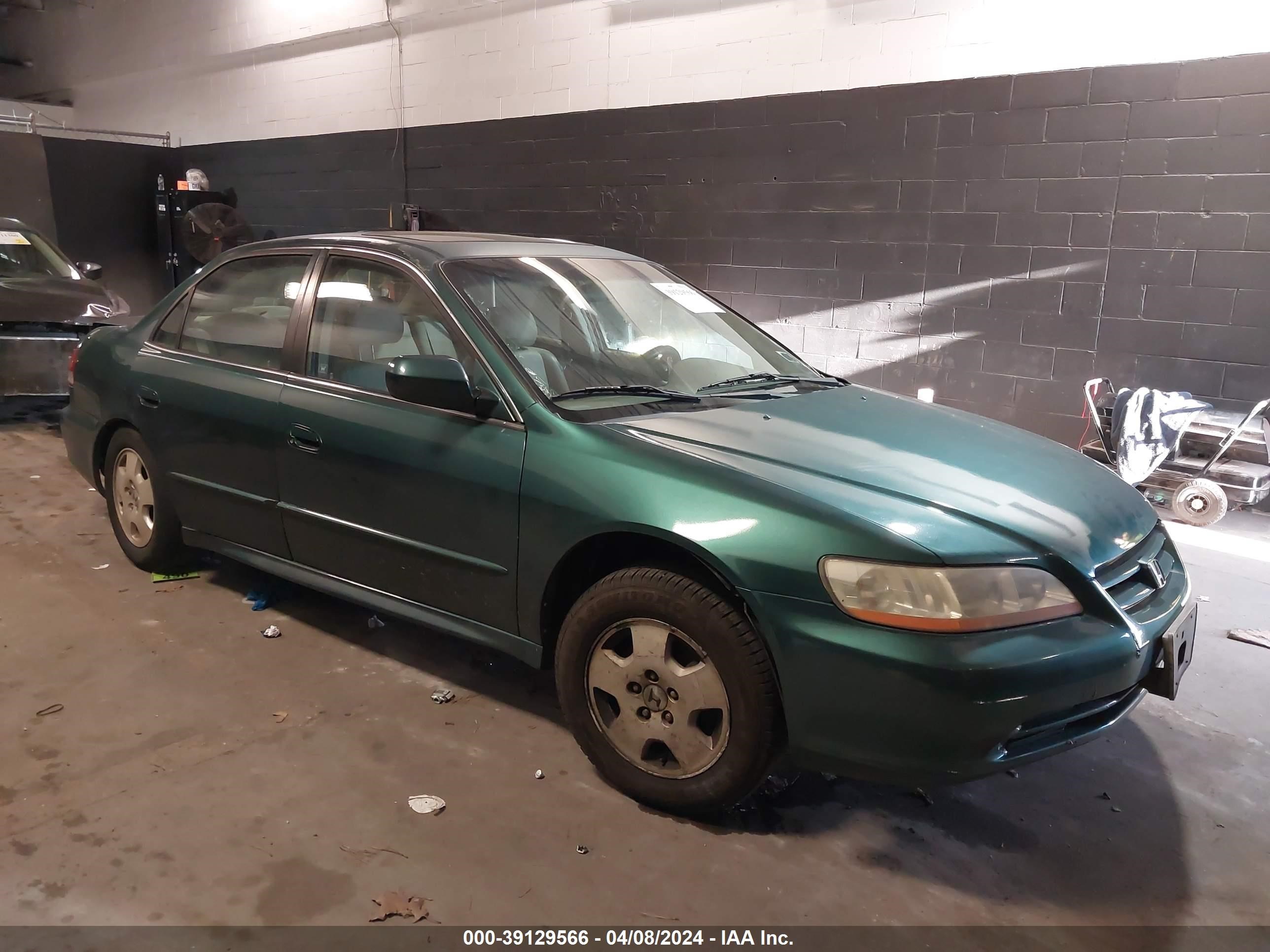 Photo 0 VIN: 1HGCG16532A077865 - HONDA ACCORD 