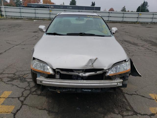 Photo 4 VIN: 1HGCG1653XA016815 - HONDA ACCORD 