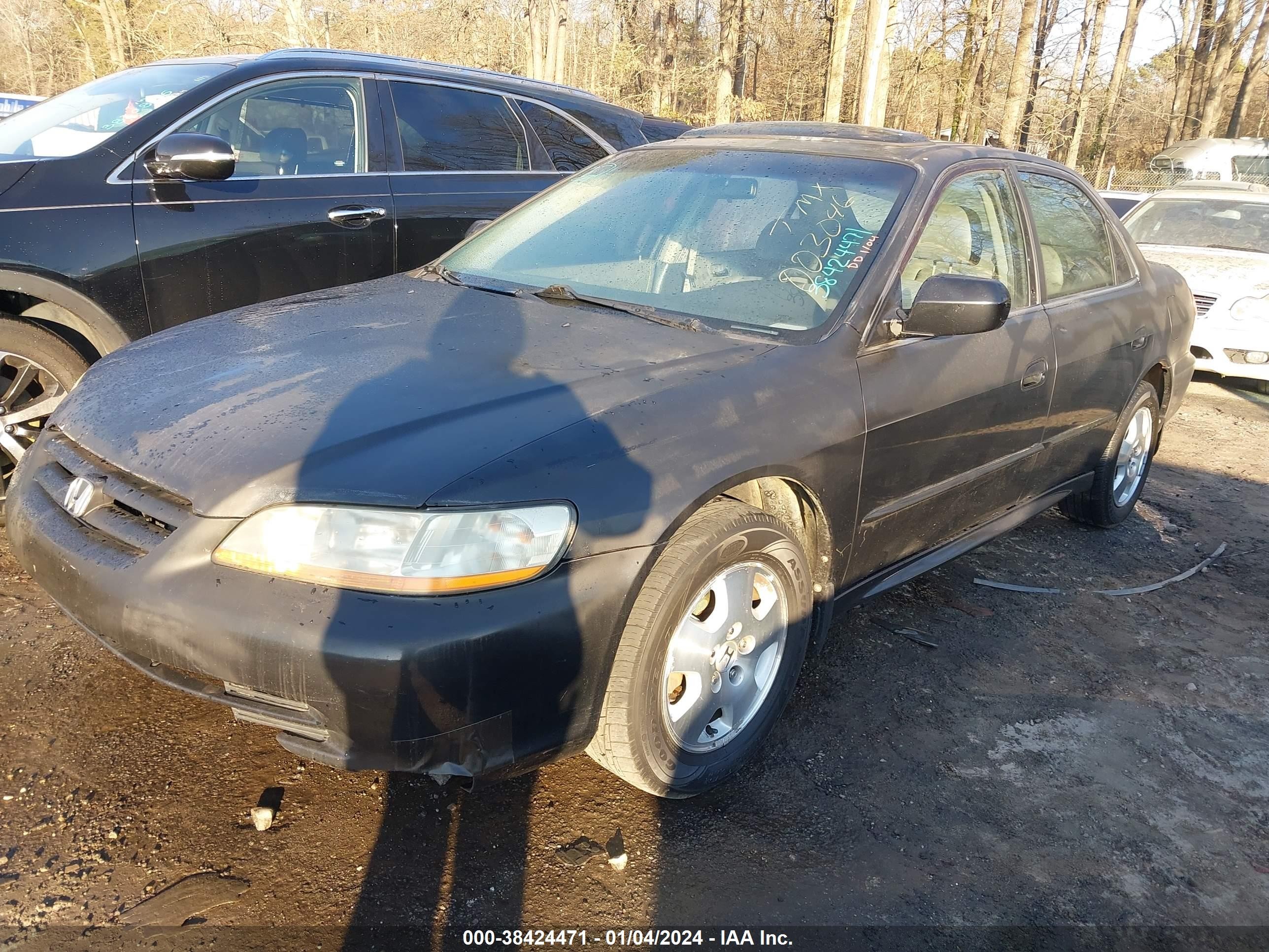 Photo 1 VIN: 1HGCG16542A003046 - HONDA ACCORD 