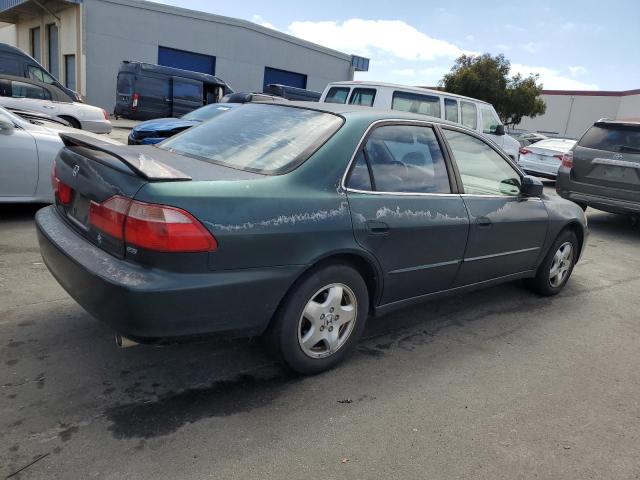 Photo 2 VIN: 1HGCG1654YA055950 - HONDA ACCORD 