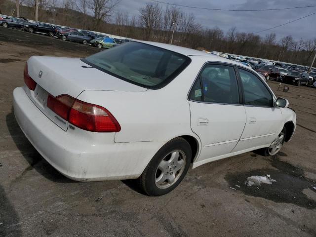 Photo 2 VIN: 1HGCG1654YA085868 - HONDA ACCORD 