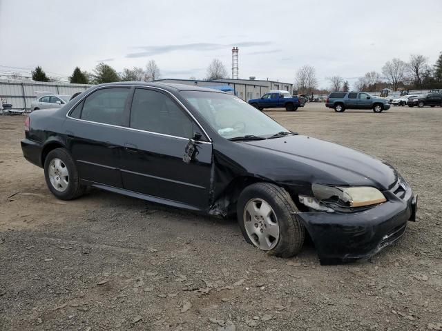 Photo 3 VIN: 1HGCG16551A018136 - HONDA ACCORD 