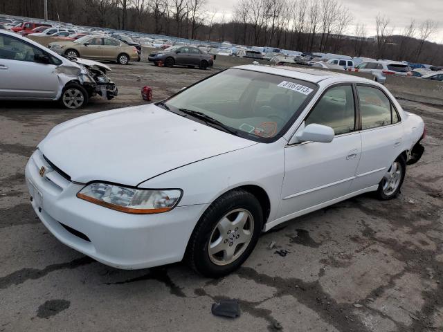 Photo 0 VIN: 1HGCG1655WA064802 - HONDA ACCORD 