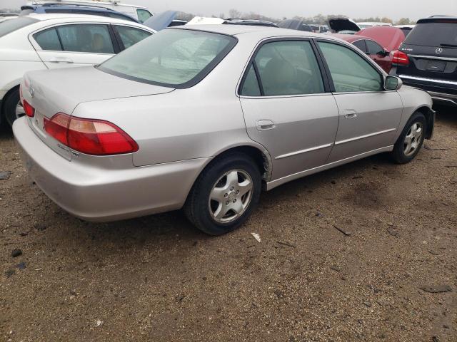 Photo 2 VIN: 1HGCG1655WA071006 - HONDA ACCORD 