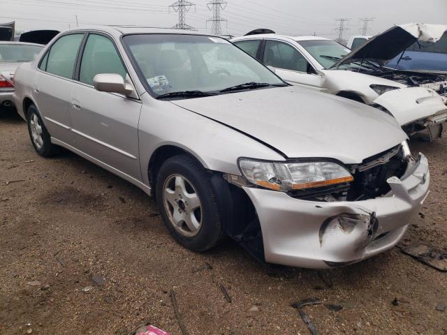 Photo 3 VIN: 1HGCG1655WA071006 - HONDA ACCORD 