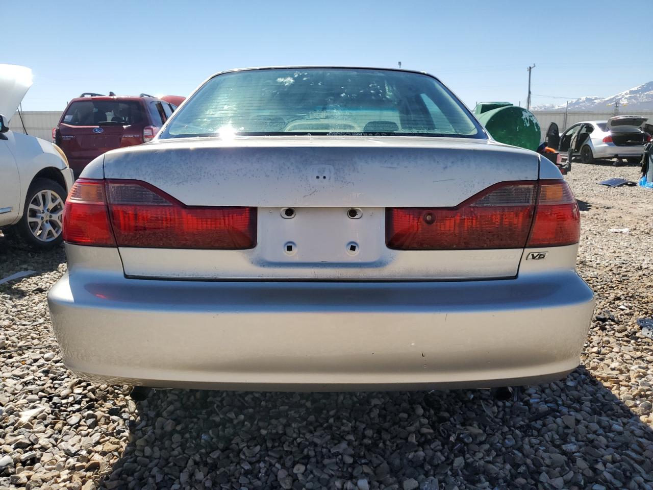 Photo 5 VIN: 1HGCG1655XA015763 - HONDA ACCORD 