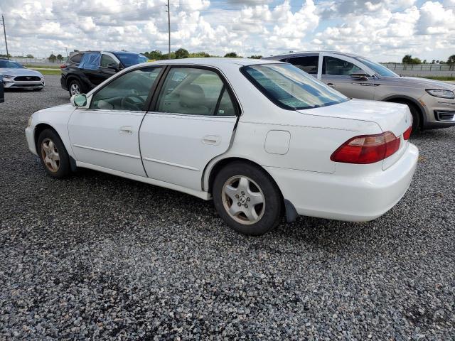 Photo 1 VIN: 1HGCG1655YA040535 - HONDA ACCORD EX 