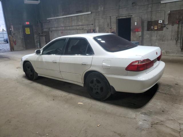 Photo 1 VIN: 1HGCG1655YA085832 - HONDA ACCORD EX 